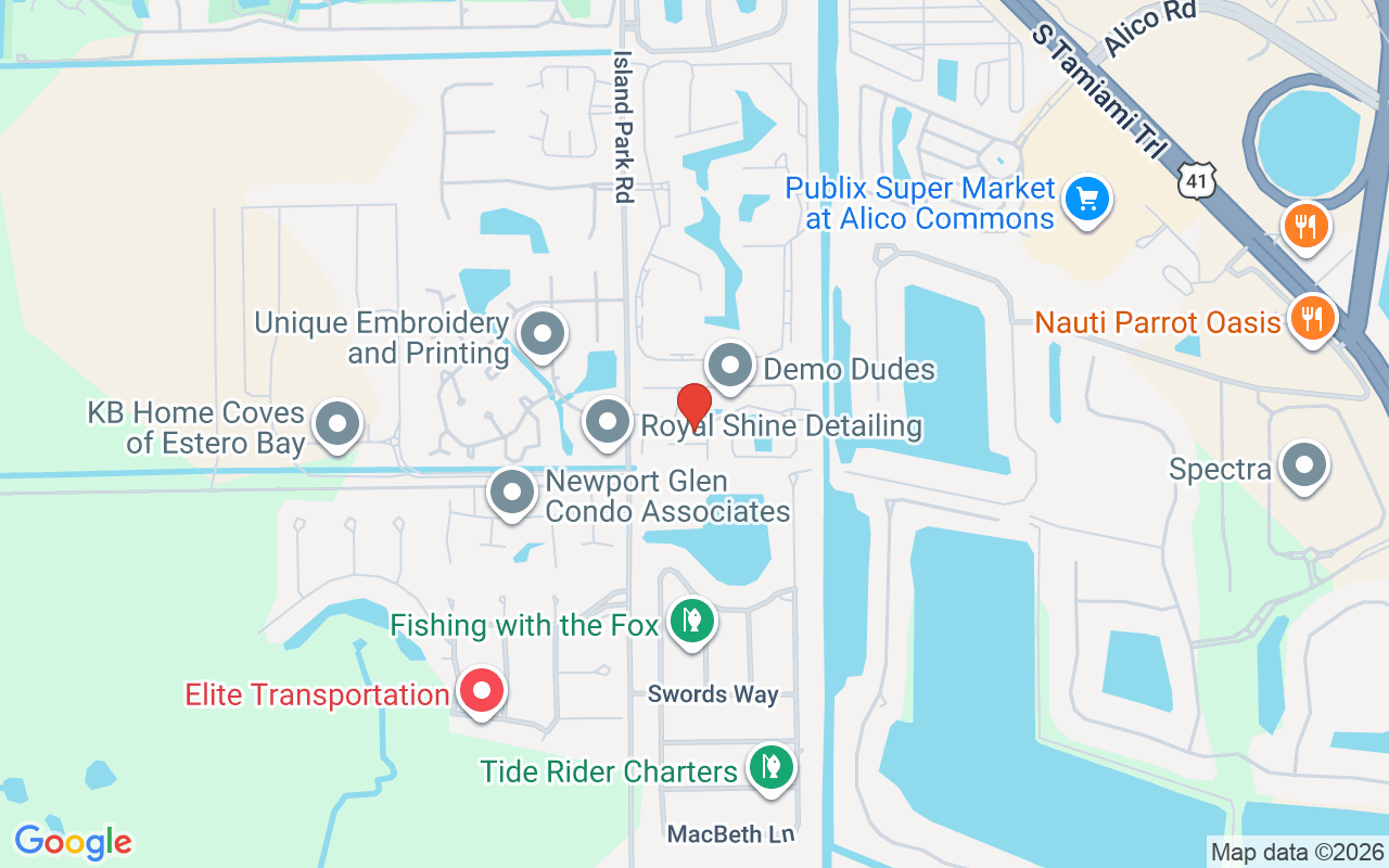 6119 Lake Front Dr, Fort Myers, FL 33908