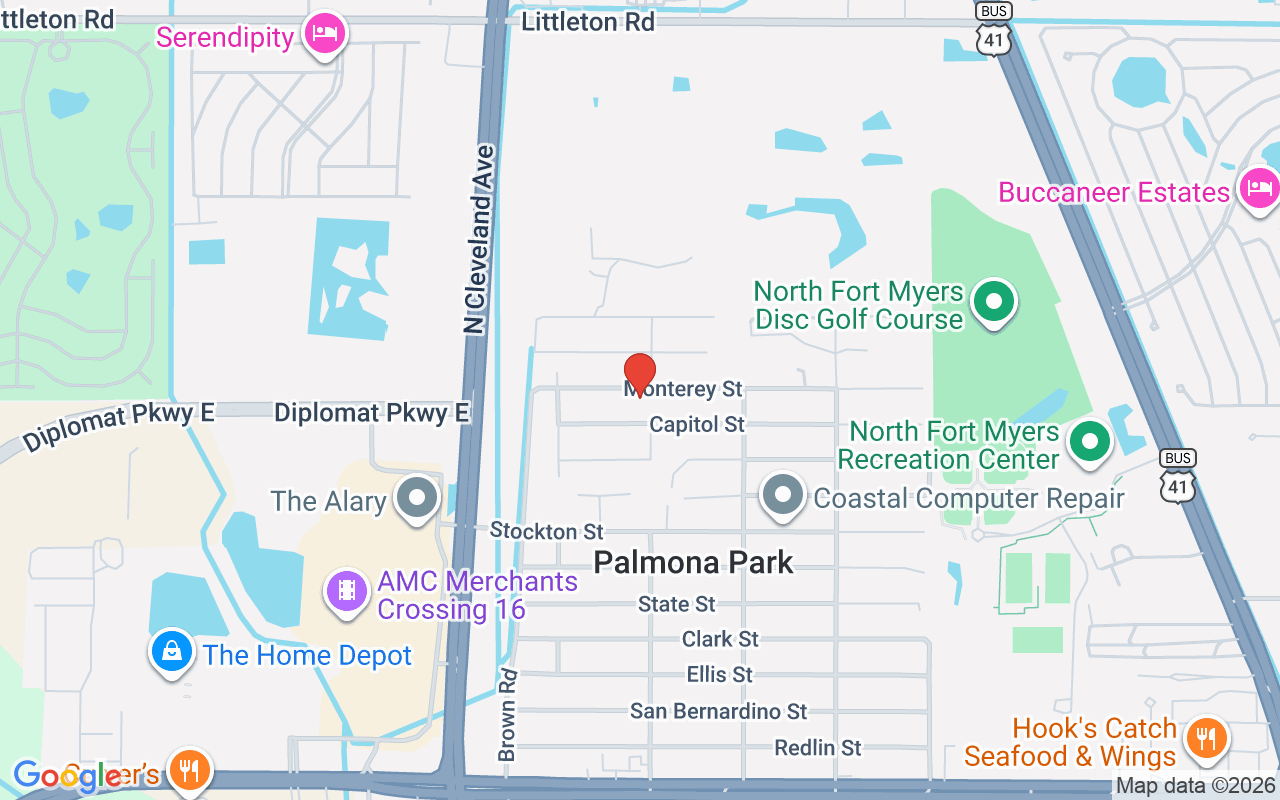 521 Monterey St, North Fort Myers, FL 33903