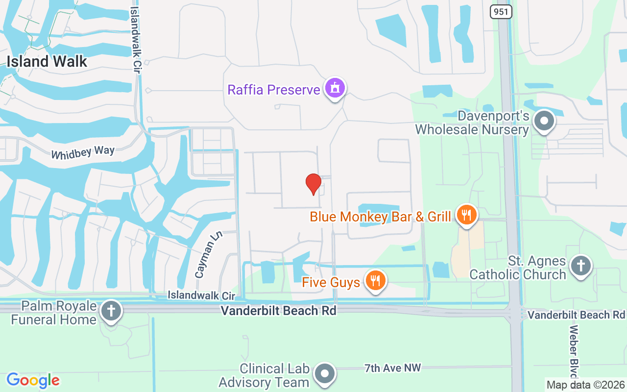 7421 Rockefeller Dr, Naples, FL 34119