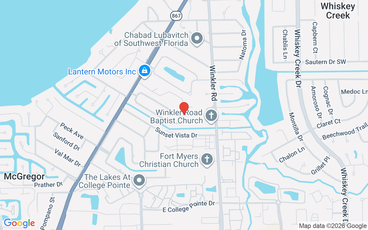 913 Entrada Dr N, Fort Myers, FL 33919