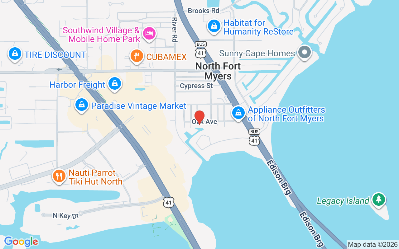 77 Oak St, North Fort Myers, FL 33903