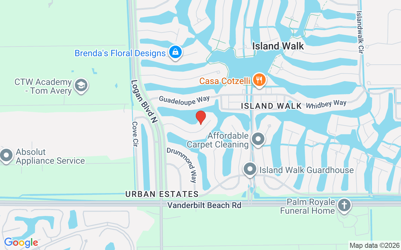 5477 Freeport Ln, Naples, FL 34119