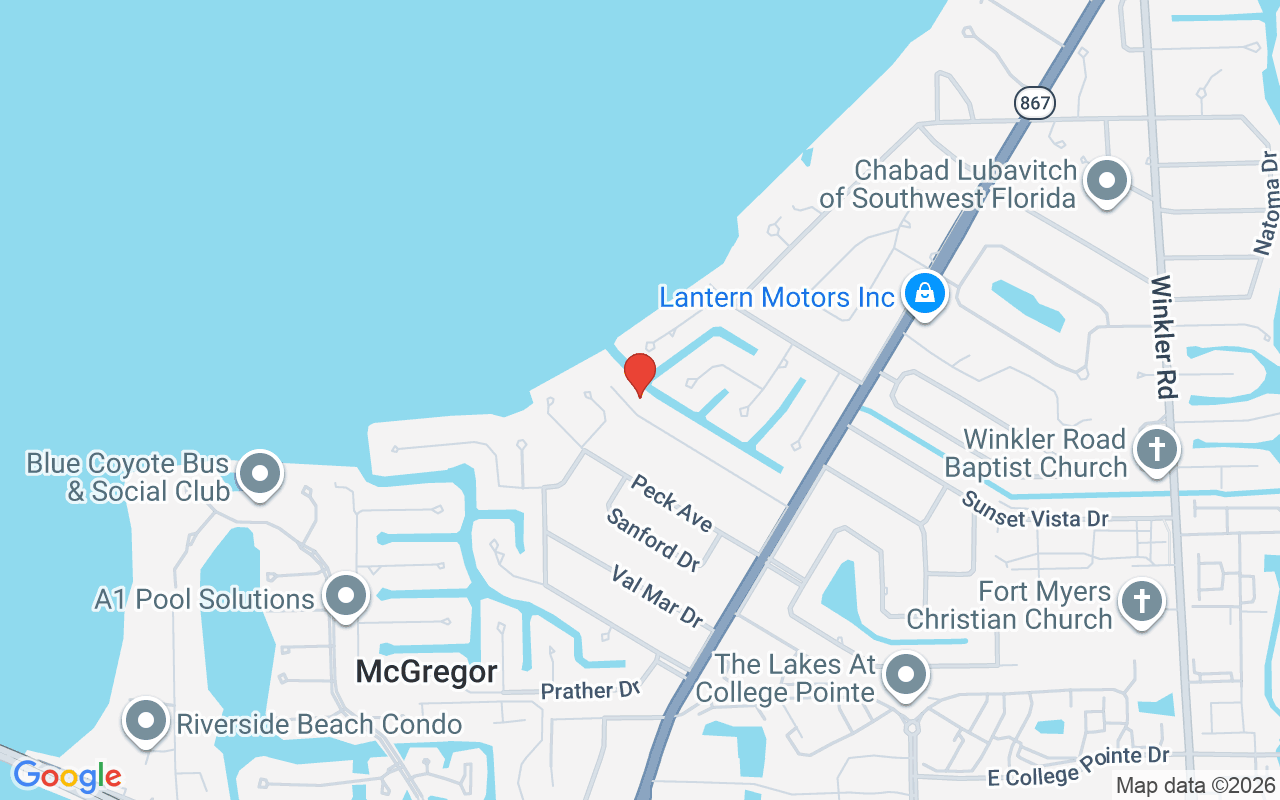 541 Bayside Dr, Fort Myers, FL 33919