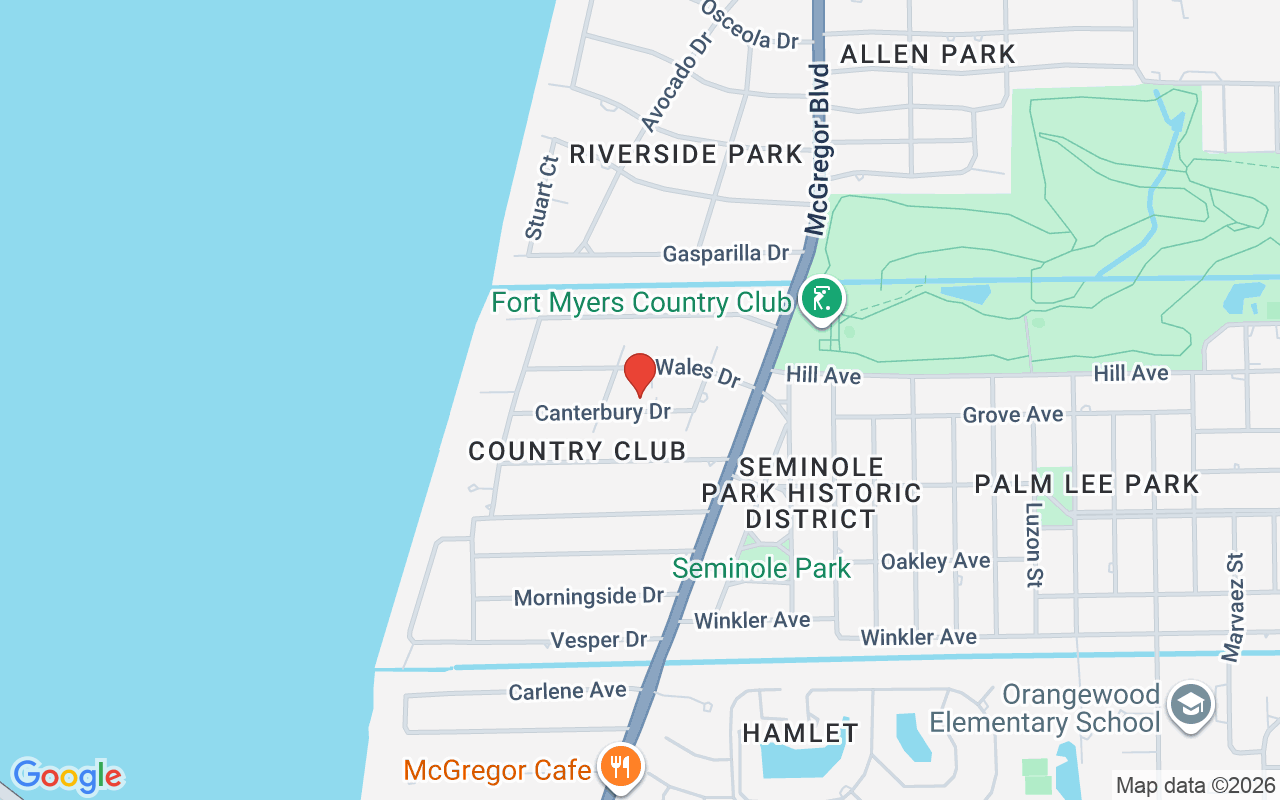 1325 Canterbury Dr, Fort Myers, FL 33901